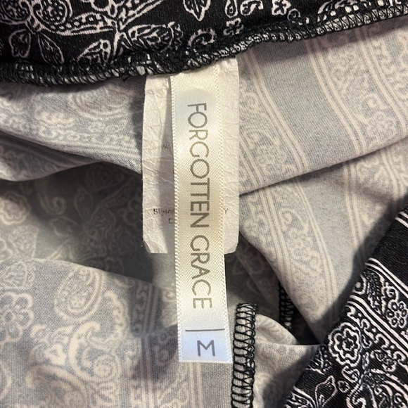 Forgotten Grace boho pants - Picture 5 of 5